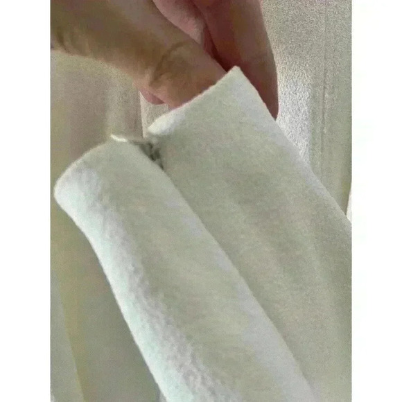 VICTORIA BECKHAM IVORY CREPE LONG VOLUMINOUS SLEEVE BLOUSE US SIZE 2 - Picture 4 of 8